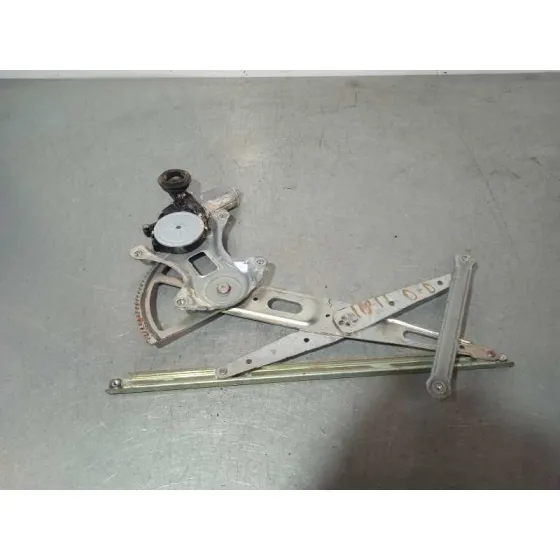 Elevalunas Delantero Derecho para Toyota Rav 4 (A3)