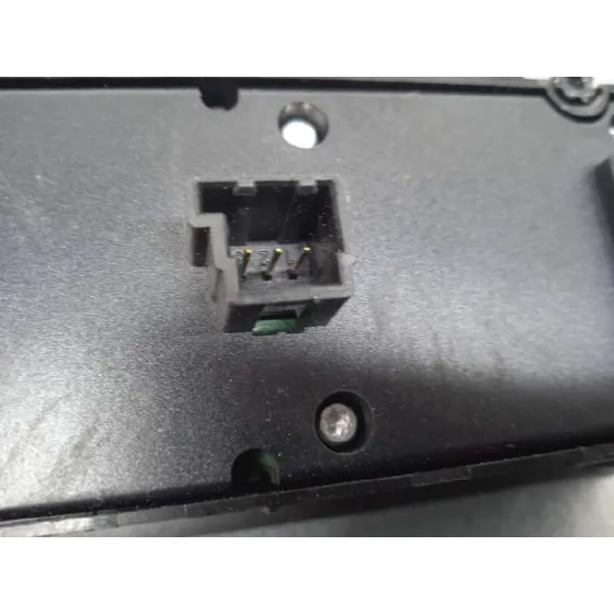 Mando Elevalunas Delantero Izquierdo para Mercedes-Benz Clase C (W204) Berlina