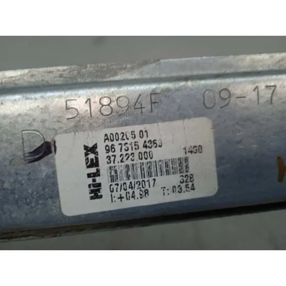 Elevalunas Delantero Derecho para Peugeot 208