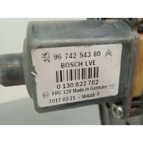 Elevalunas Delantero Derecho para Peugeot 208