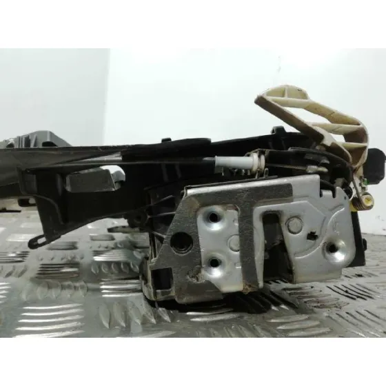 Cerradura Puerta Delantera Derecha para Ford Fiesta (Cb1)