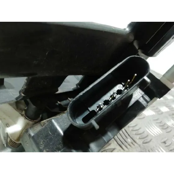 Cerradura Puerta Delantera Derecha para Ford Fiesta (Cb1)