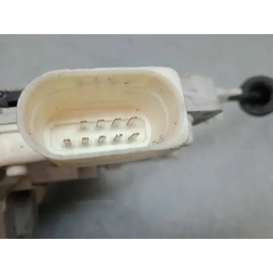 Cerradura Puerta Delantera Izquierda para Volkswagen Passat Berlina (3C2)