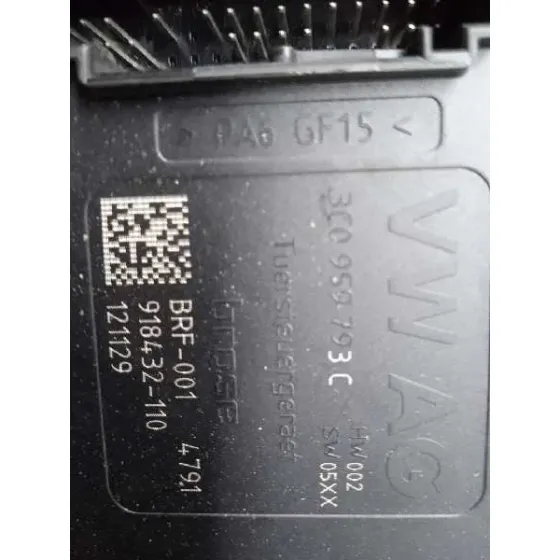 Elevalunas Delantero Izquierdo para Volkswagen Passat Lim. (362)