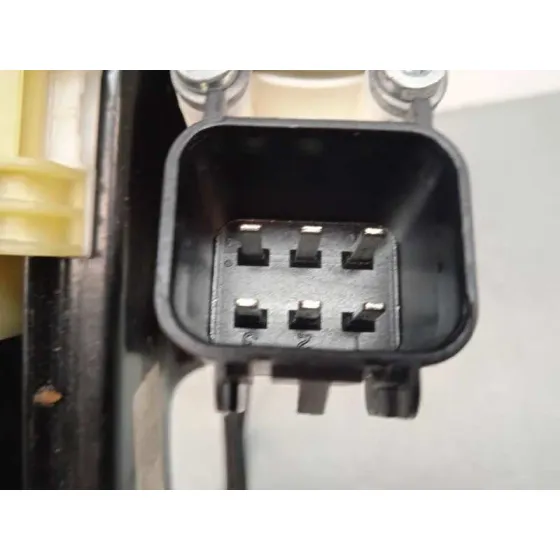 Elevalunas Delantero Derecho para Ford Focus Lim.
