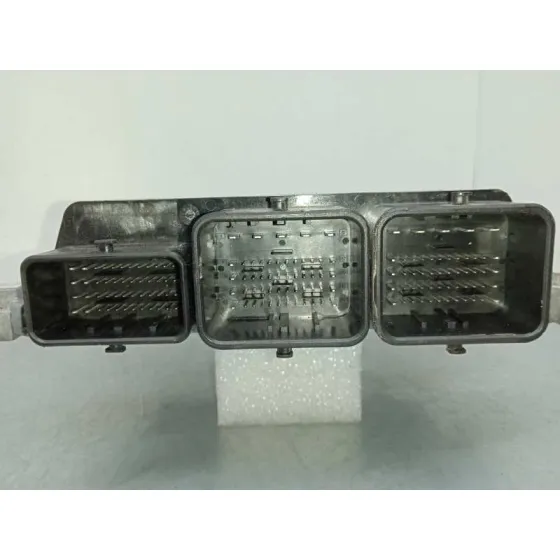 Centralita Motor Uce para Ford Focus Lim. (Cb8)