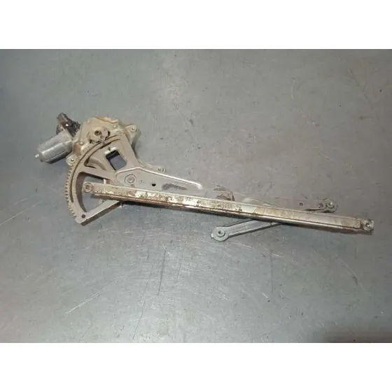 Elevalunas Delantero Derecho para Toyota Rav 4 (A3)
