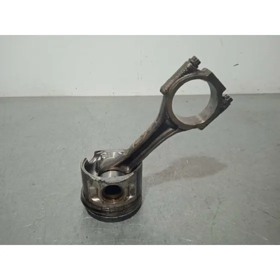 Piston para Volkswagen Golf V Berlina (1K1)