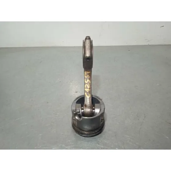 Piston para Volkswagen Golf V Berlina (1K1)