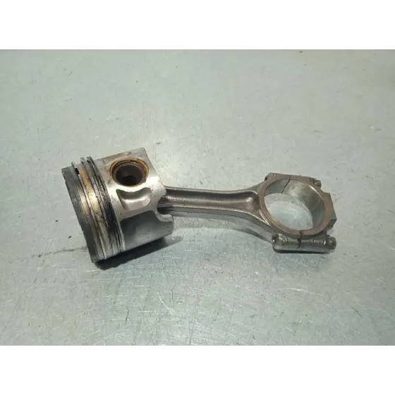 Piston para Volkswagen Golf V Berlina (1K1)