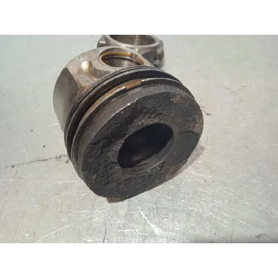 Piston para Volkswagen Golf V Berlina (1K1)