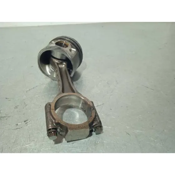 Piston para Volkswagen Golf V Berlina (1K1)