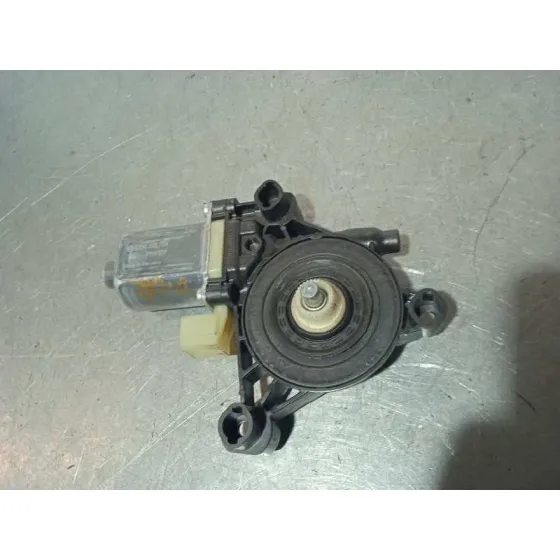 Motor Elevalunas Delantero Derecho para Audi A4 Berlina (8W2)