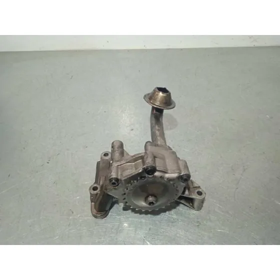 Bomba Aceite para Volkswagen Golf V Berlina (1K1)