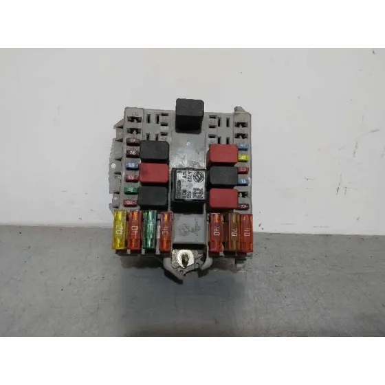Caja Reles / Fusibles para Fiat Doblo (119)