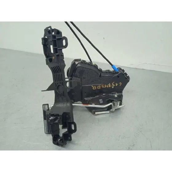 Cerradura Puerta Delantera Derecha para Toyota Auris