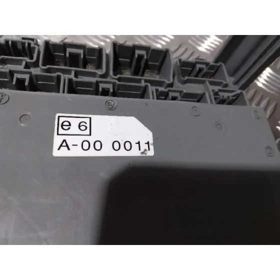 Caja Reles / Fusibles para Honda Accord Berlina (Cl/Cn)