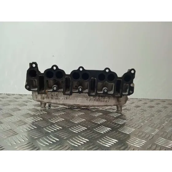 Colector Admision para Volkswagen Golf V Berlina (1K1)