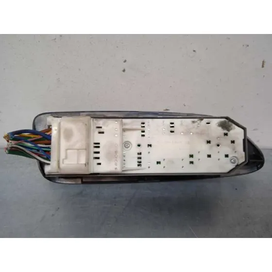 Mando Elevalunas Delantero Izquierdo para Toyota Auris