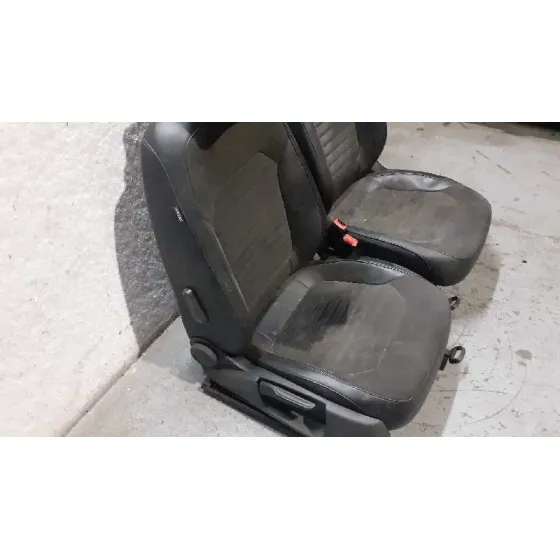 Juego Asientos Completo para Volkswagen Passat Lim. (362)