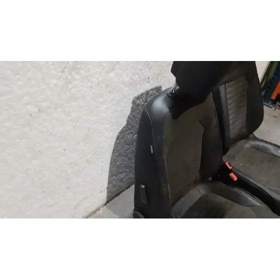 Juego Asientos Completo para Volkswagen Passat Lim. (362)
