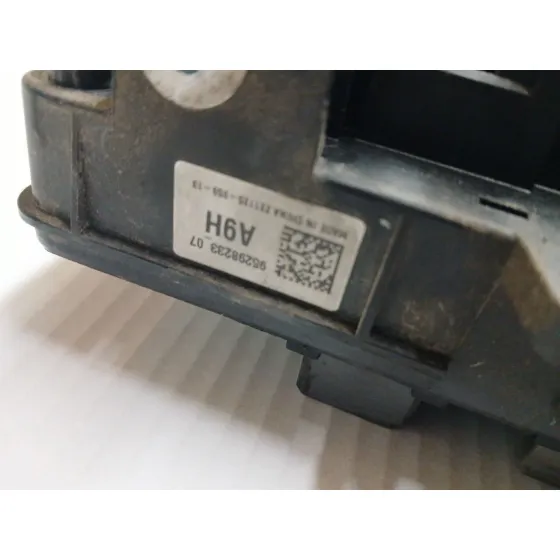 Caja Reles / Fusibles para Chevrolet Cruze Station Wagon