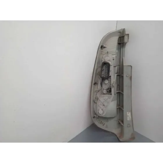 Piloto Trasero Derecho para Skoda Roomster (5J7)