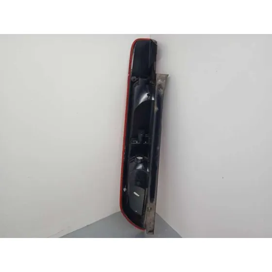 Piloto Trasero Derecho para Ford Focus Lim. (Cb4)