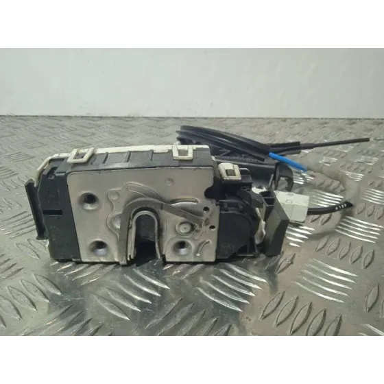 Cerradura Puerta Trasera Derecha para Mercedes-Benz Clase C (W204) Lim.