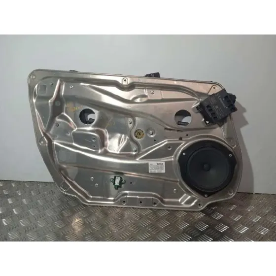 Elevalunas Delantero Izquierdo para Mercedes-Benz Clase C (W204) Lim.