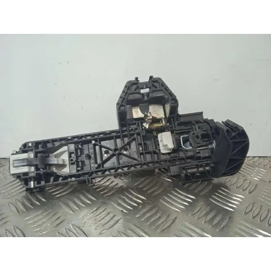 Maneta Exterior Trasera Izquierda para Mercedes-Benz Clase C (W204) Lim.