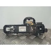 Maneta Exterior Delantera Derecha para Mercedes-Benz Clase C (W204) Lim.