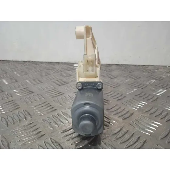 Motor Elevalunas Trasero Derecho para Mercedes-Benz Clase C (W204) Lim.
