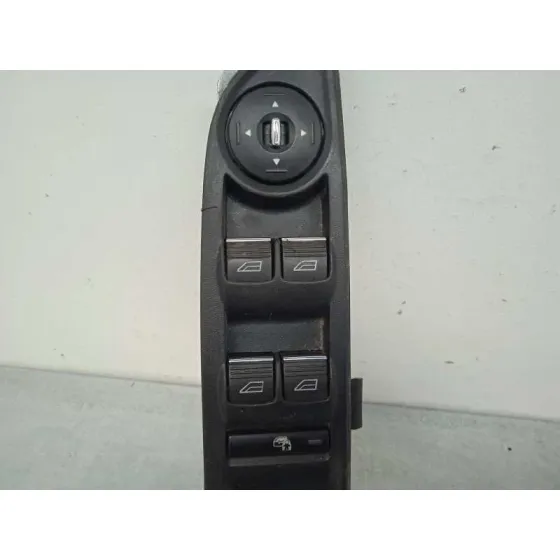 Mando Elevalunas Delantero Izquierdo para Ford Focus Lim. (Cb8)
