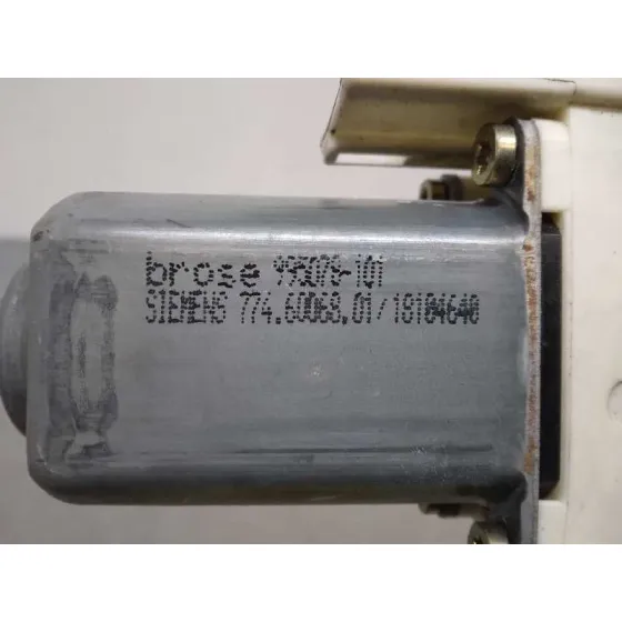 Motor Elevalunas Delantero Izquierdo para Audi A6 Berlina (4F2)