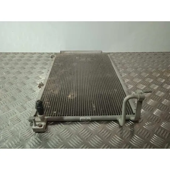 Condensador / Radiador Aire Acondicionado para Ford Fiesta (Cb1)