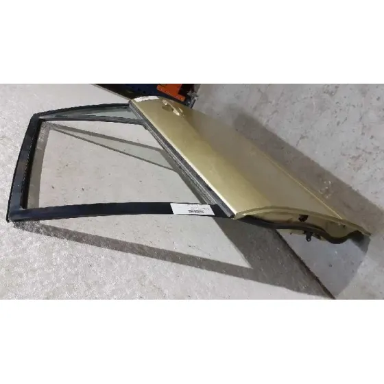 Puerta Trasera Izquierda para Toyota Corolla Verso (E12)