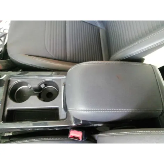 Apoyabrazos Central para Ford Kuga (Cbs)
