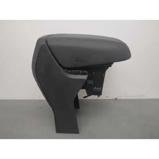 Apoyabrazos Central para Ford Kuga (Cbs)