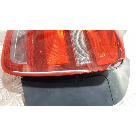 Piloto Trasero Izquierdo para Bmw Serie 1 Lim. (F20)