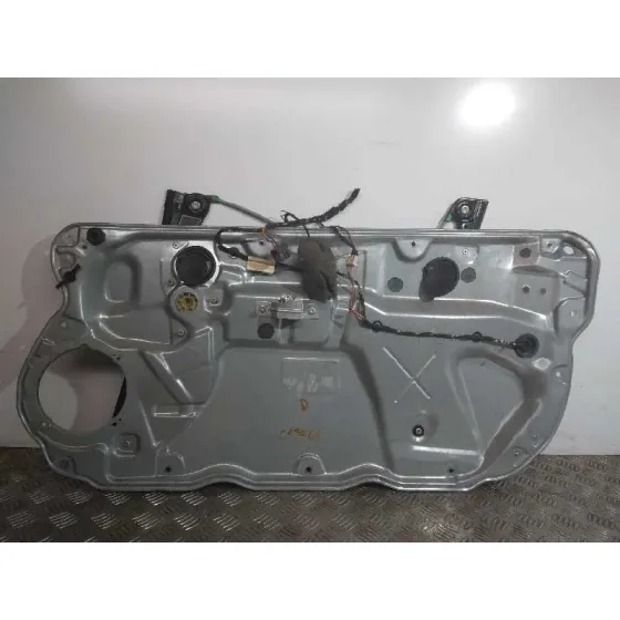 Elevalunas Delantero Derecho para Volkswagen Polo (9N3)
