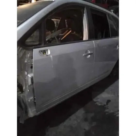 Puerta Delantera Izquierda para Kia Carens (Un)