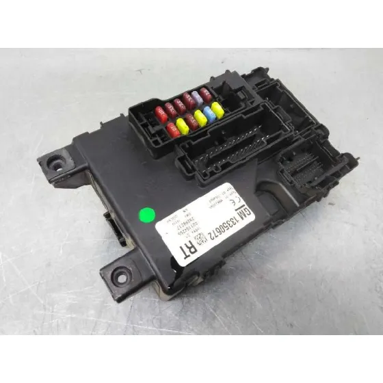 Caja Reles / Fusibles para Opel Corsa D