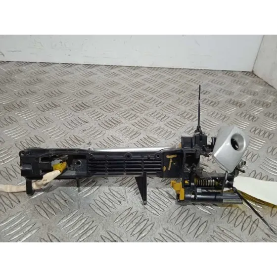 Maneta Exterior Delantera Izquierda para Subaru Impreza G12