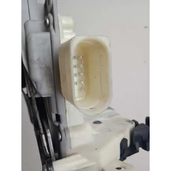 Cerradura Puerta Delantera Izquierda para Volkswagen Passat Lim. (362)