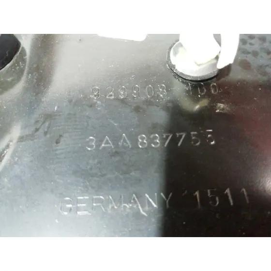 Elevalunas Delantero Izquierdo para Volkswagen Passat Lim. (362)