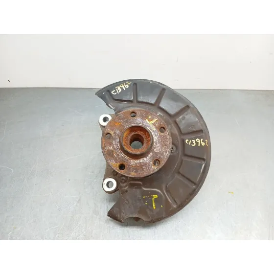 Mangueta Delantera Izquierda para Volkswagen Passat Lim. (362)