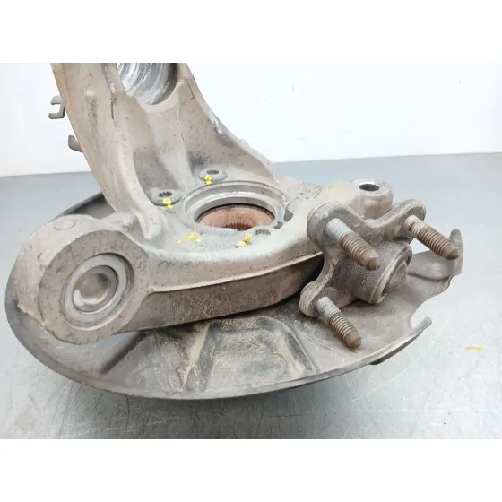 Mangueta Delantera Izquierda para Volkswagen Passat Lim. (362)
