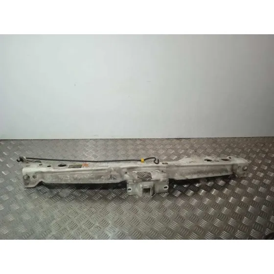 Travesano Superior para Ford Transit Caja Abierta '06