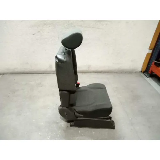 Asiento Delantero Derecho para Nissan Navara Pick-Up (D40M)
